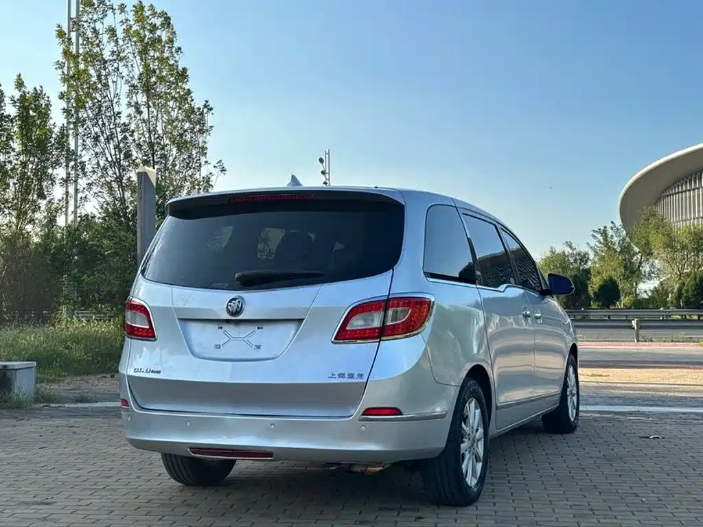 Buick GL8 — миниатюра 4