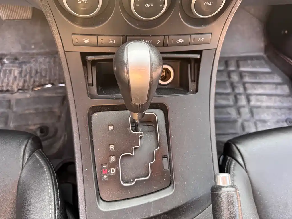 Mazda 3 Xingcheng — миниатюра 11