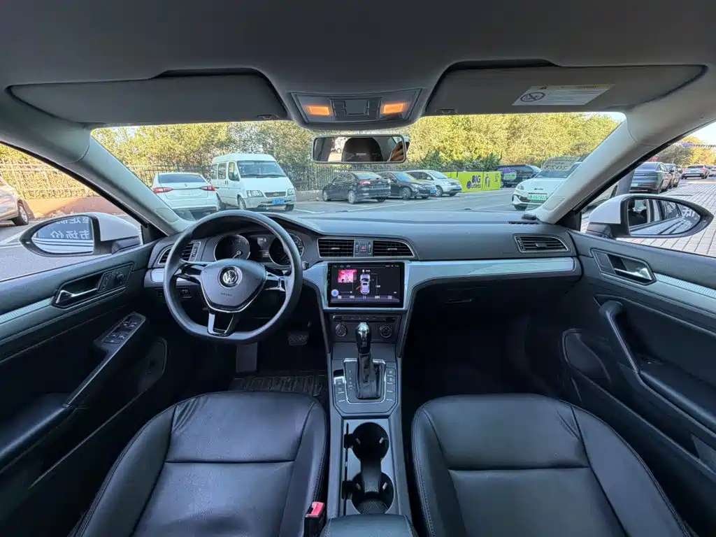 Volkswagen Lamando — миниатюра 4