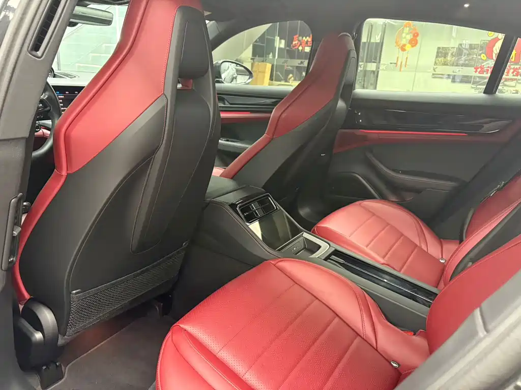 Porsche Panamera — миниатюра 8