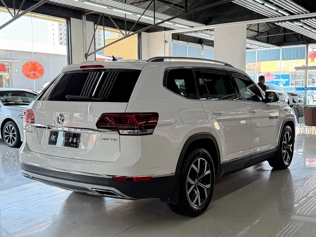Volkswagen Teramont — миниатюра 4