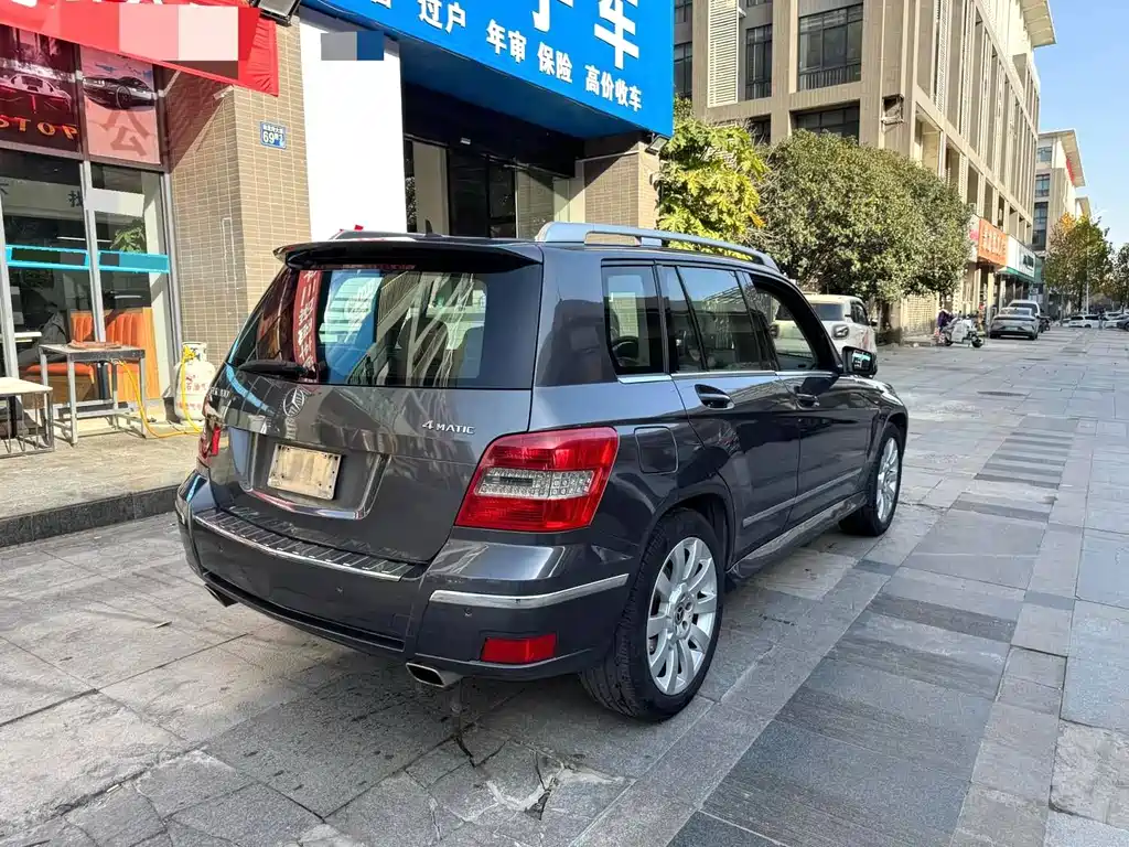 Mercedes-Benz GLK-Class (Import) — миниатюра 9
