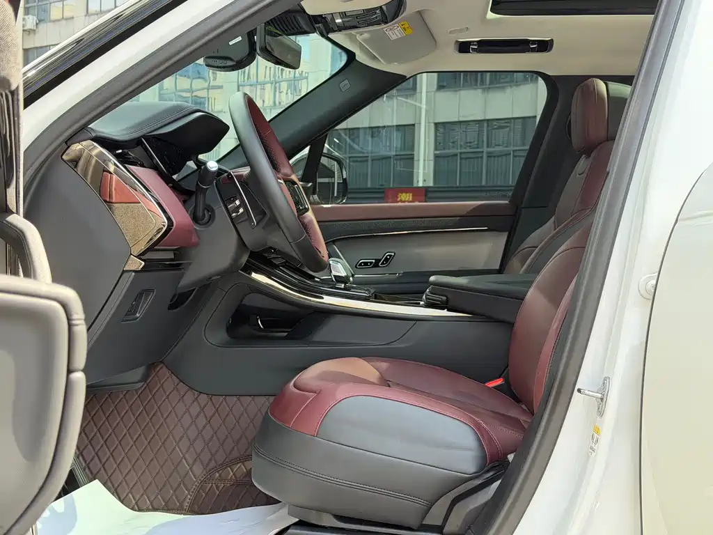 Land Rover Range Rover Sport 2024 400PS Dynamic SE