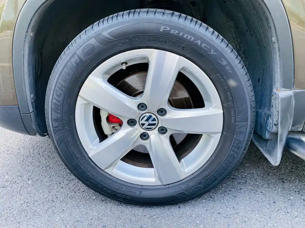Volkswagen Tiguan — миниатюра 12