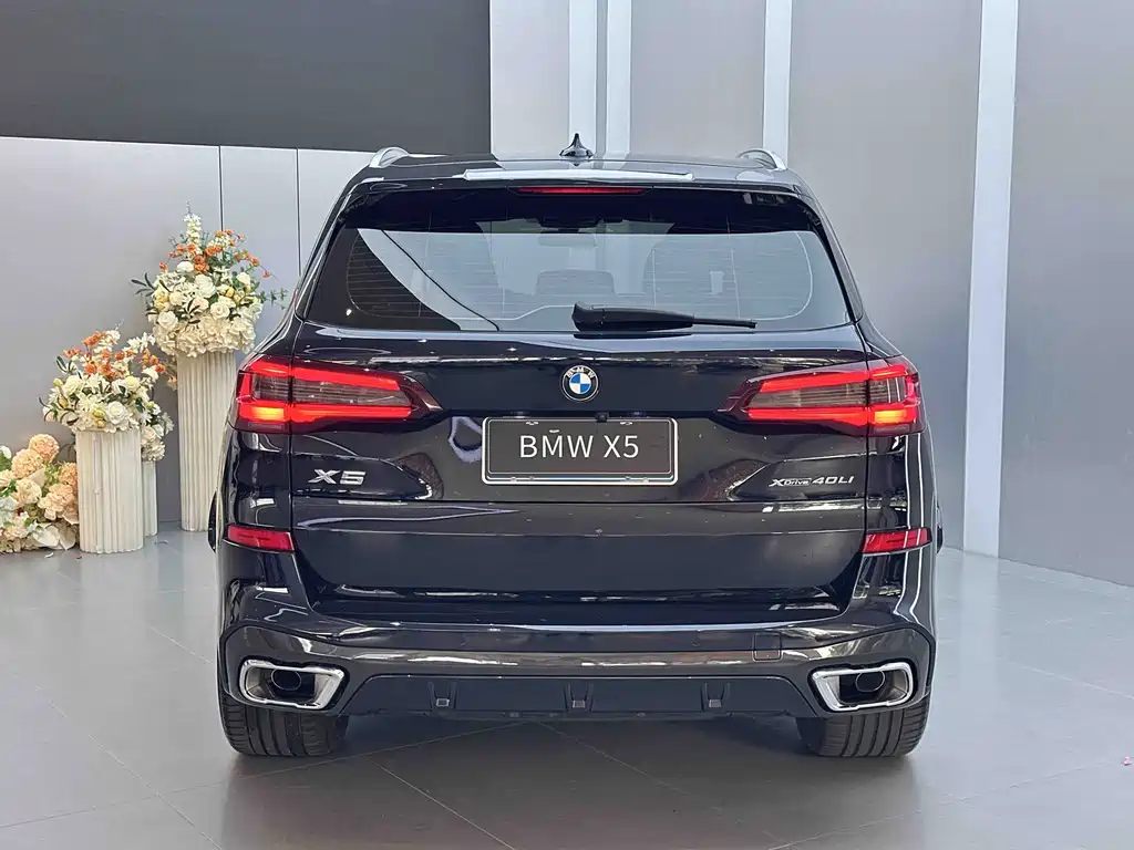 BMW X5 2022 xDrive 40Li Premium M Sport