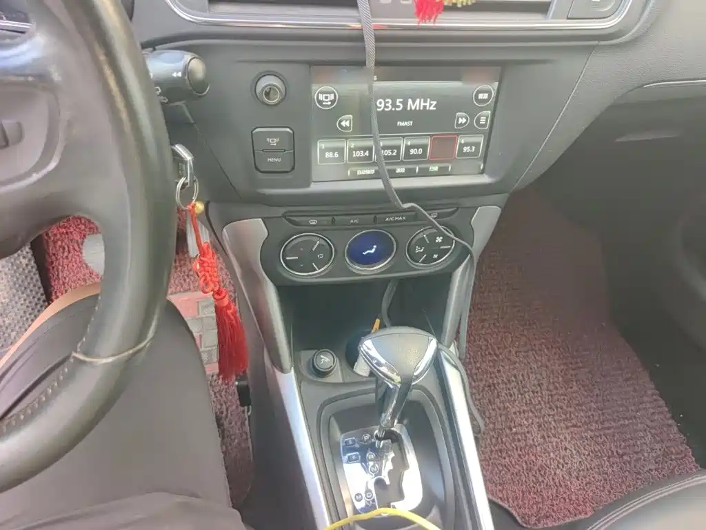 Citroen C3-XR — миниатюра 6