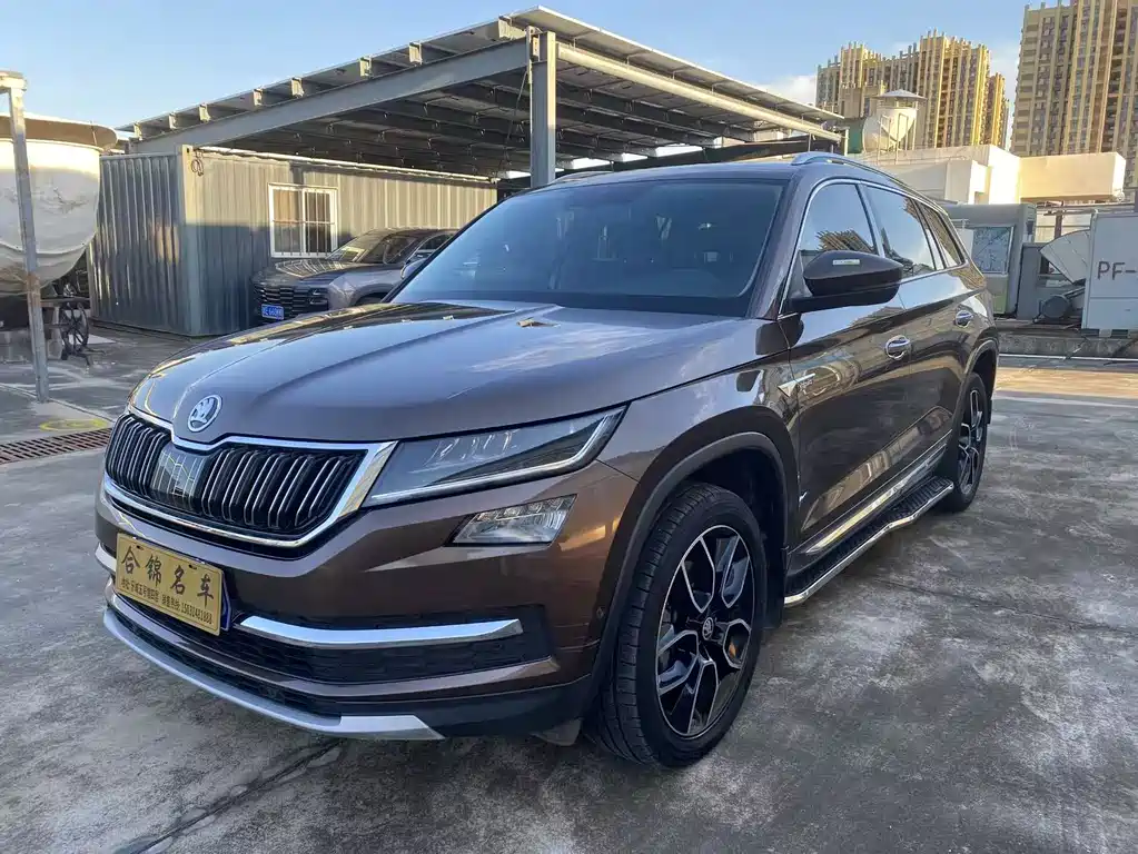 Skoda Kodiaq 2018 TSI380 7 мест Flagship