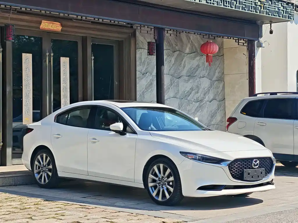 Mazda 3 Axela — миниатюра 3