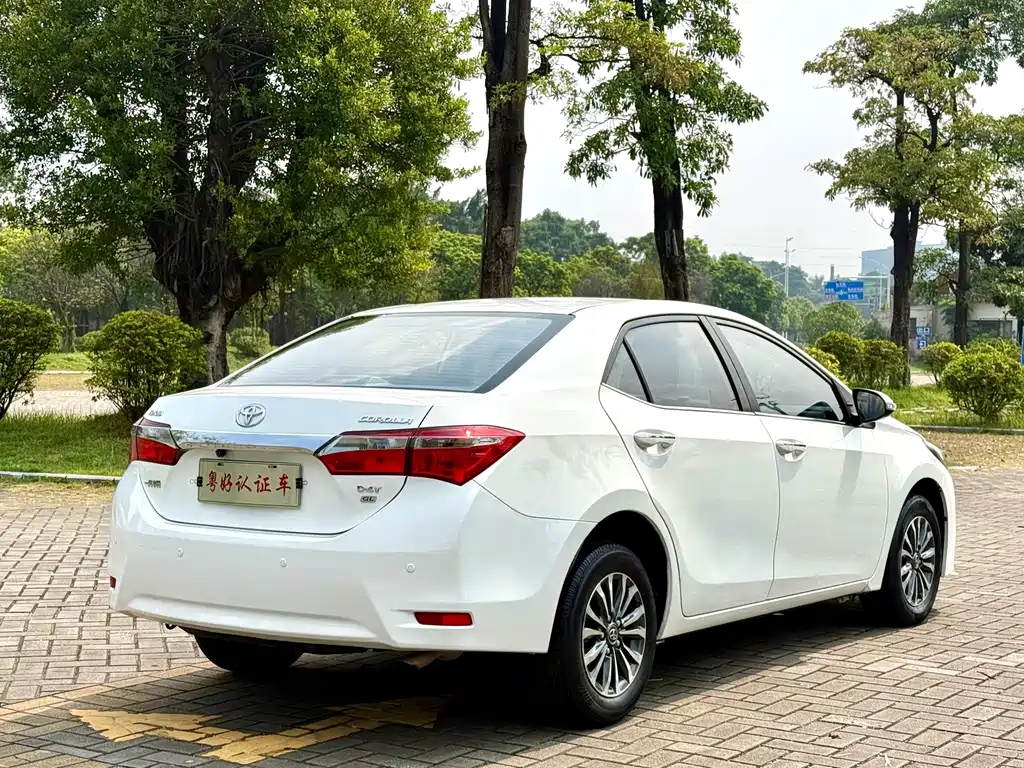 Toyota Corolla — миниатюра 7