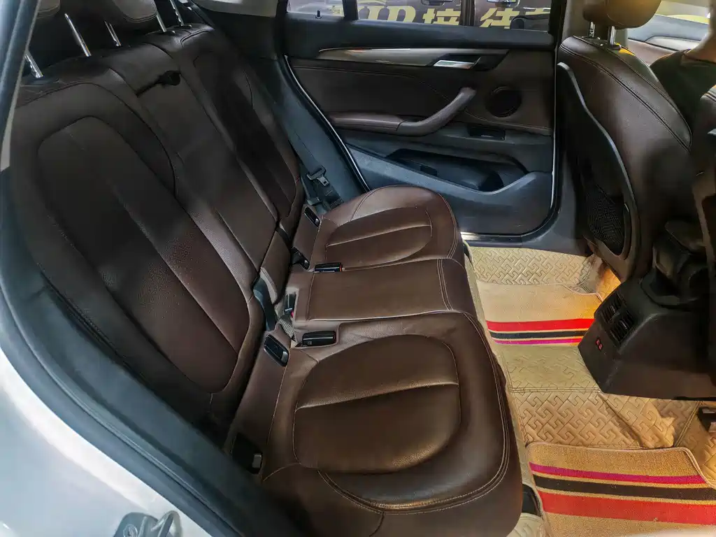 BMW X1 — миниатюра 7