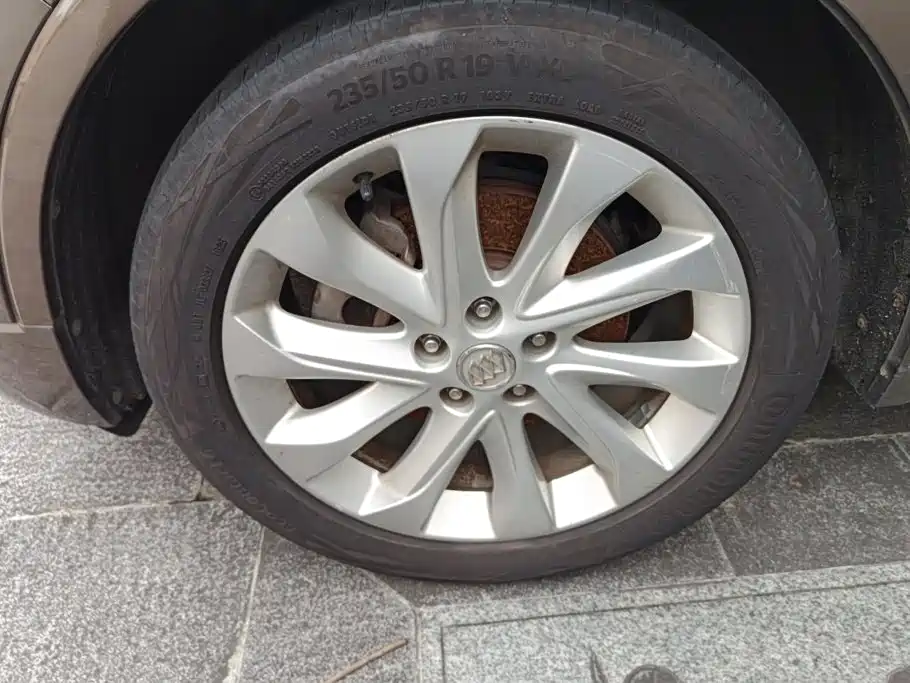 Buick Envision Plus — миниатюра 6