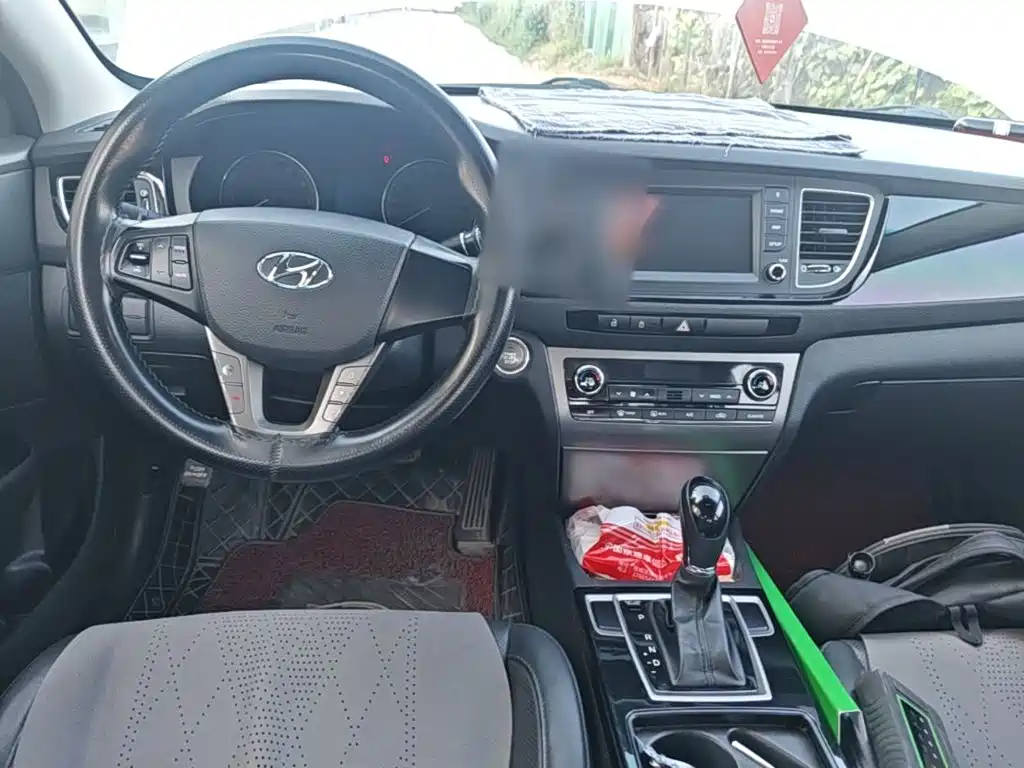 Hyundai Mistra — миниатюра 10