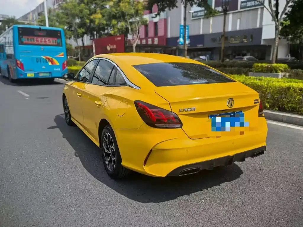MG MG5 — миниатюра 8