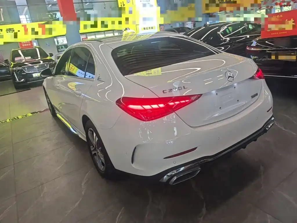 Mercedes-Benz C-Class — миниатюра 5
