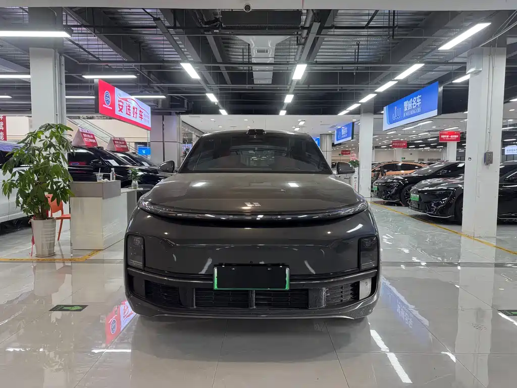 Li Auto Li L8 — миниатюра 2