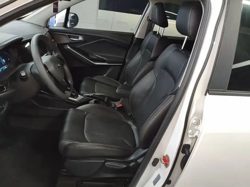 Changan CS15 — миниатюра 15