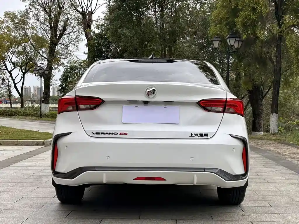 Buick Verano — миниатюра 6