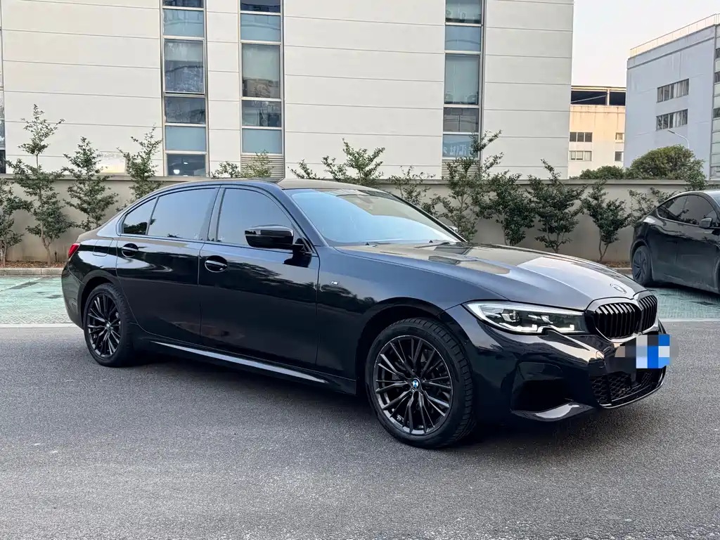 BMW 3 Series — миниатюра 3