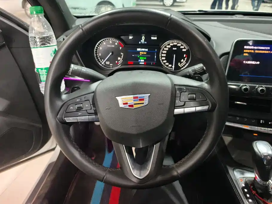 Cadillac CT4 — миниатюра 15