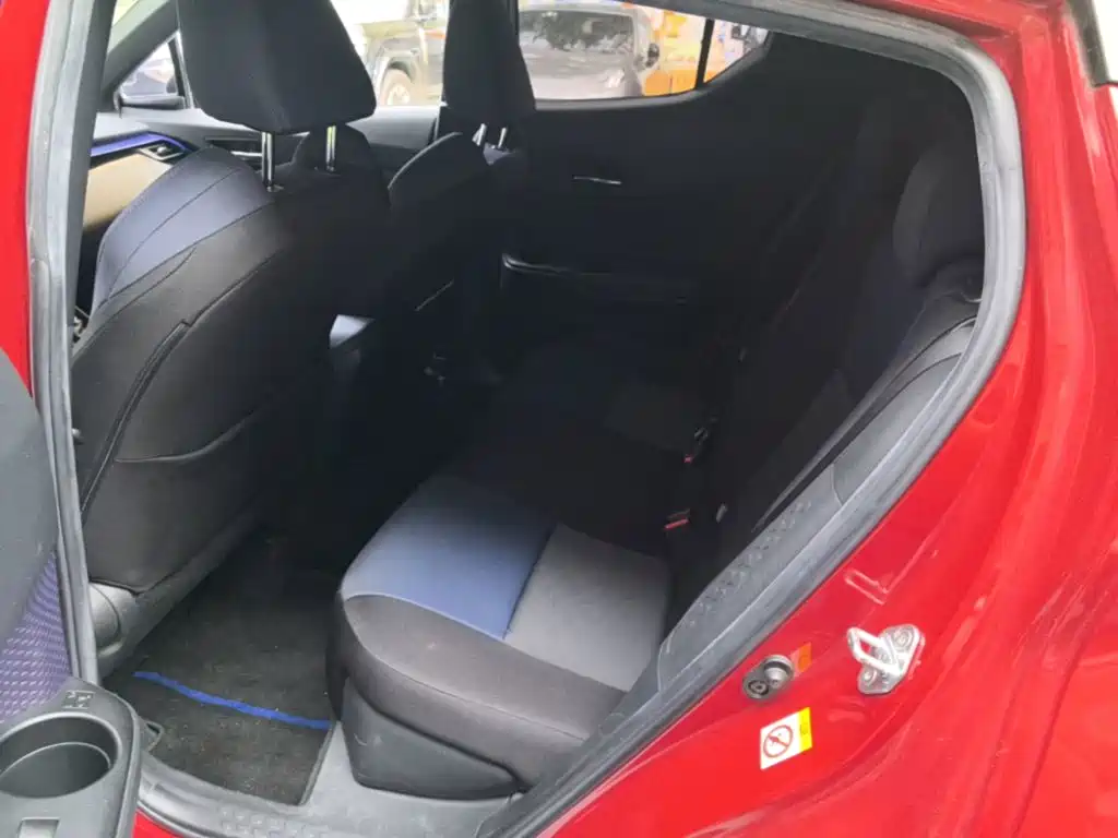 Toyota C-HR — миниатюра 17