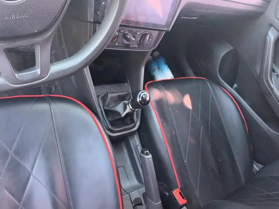 Volkswagen Jetta — миниатюра 16
