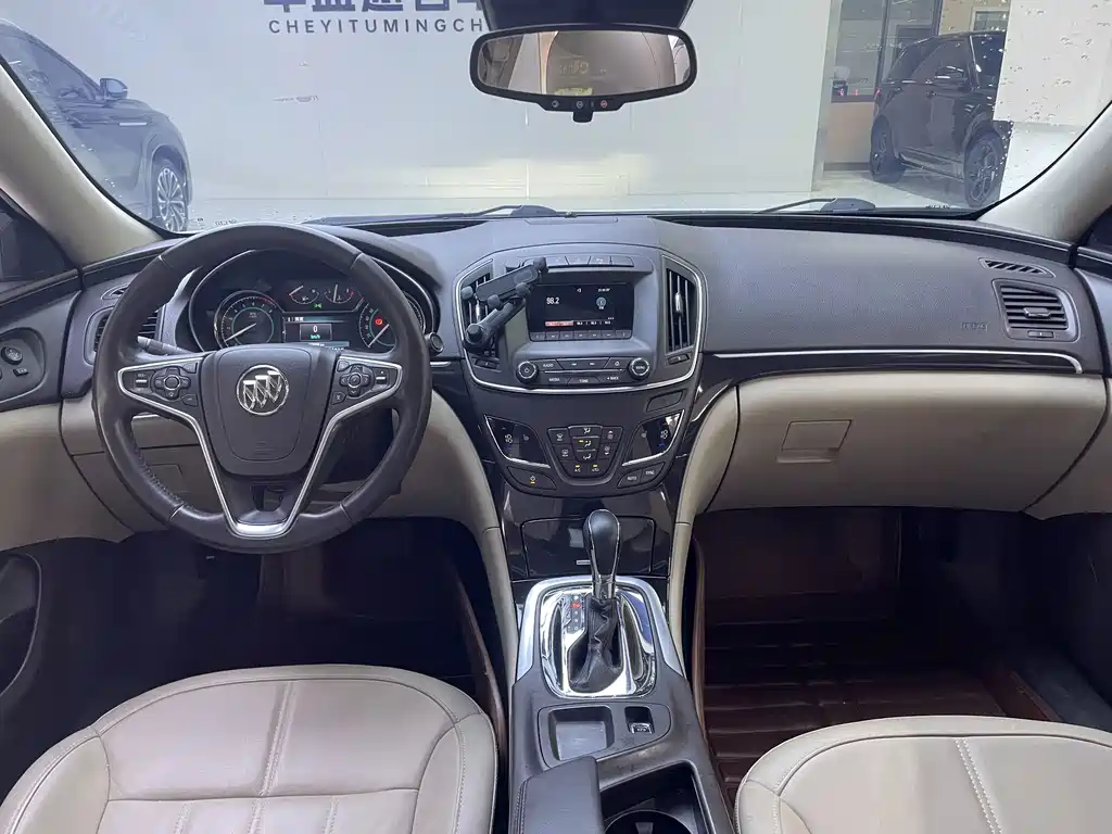 Buick Regal — миниатюра 9