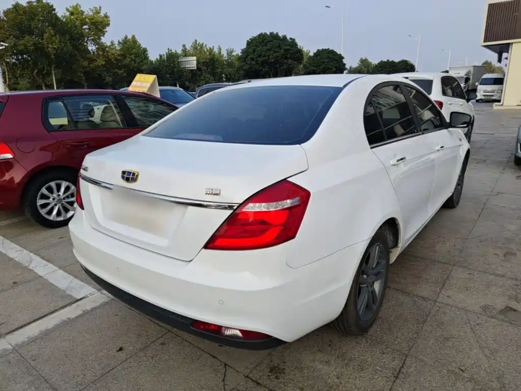 Geely Emgrand — миниатюра 7