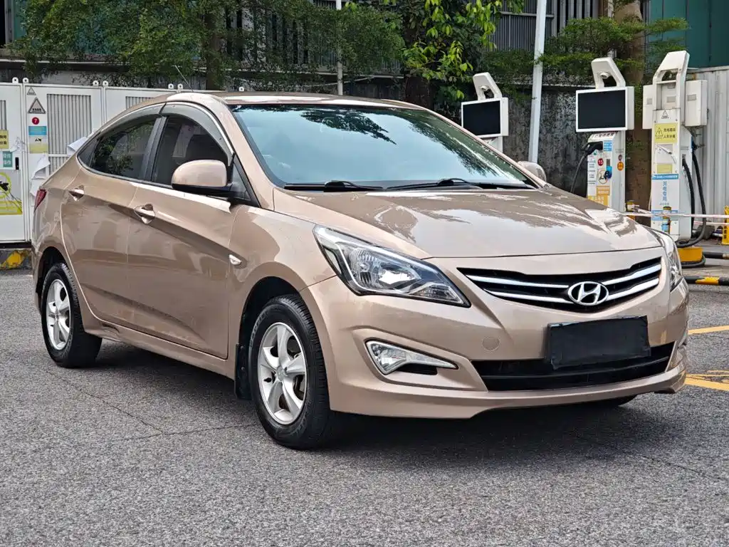 Hyundai Verna — миниатюра 3