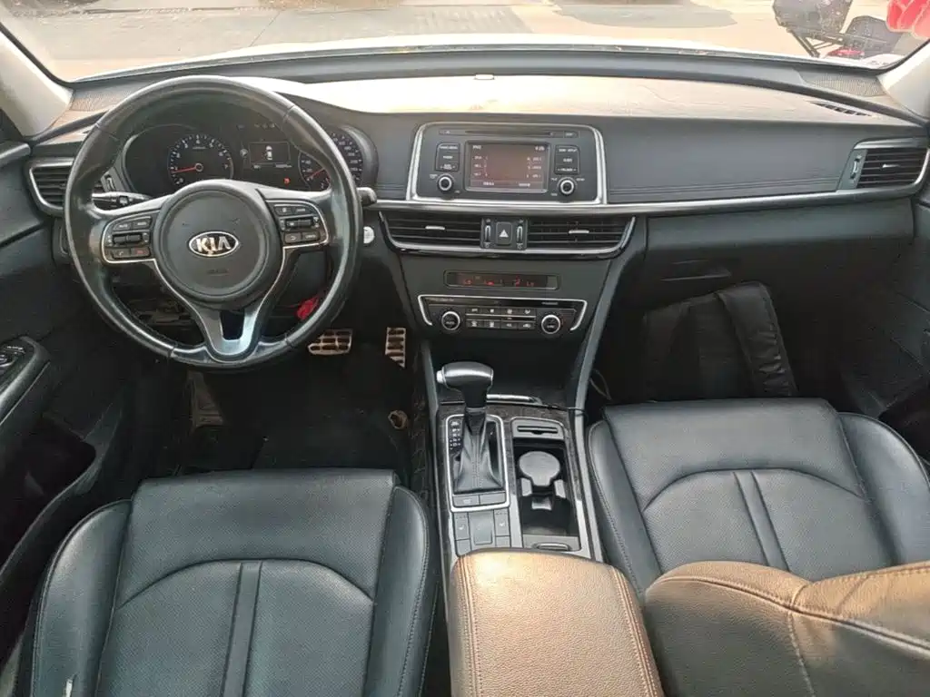 Kia K5 — миниатюра 10