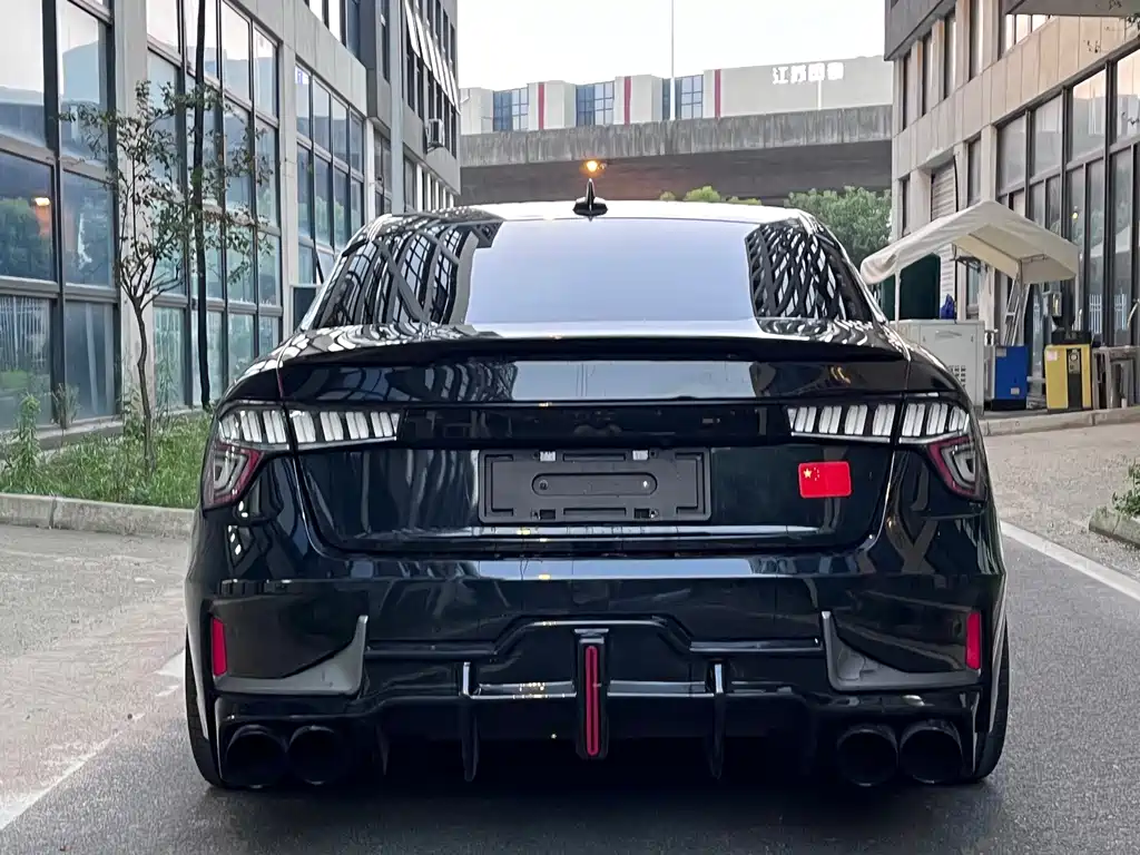 Lynk & Co 03 — миниатюра 5