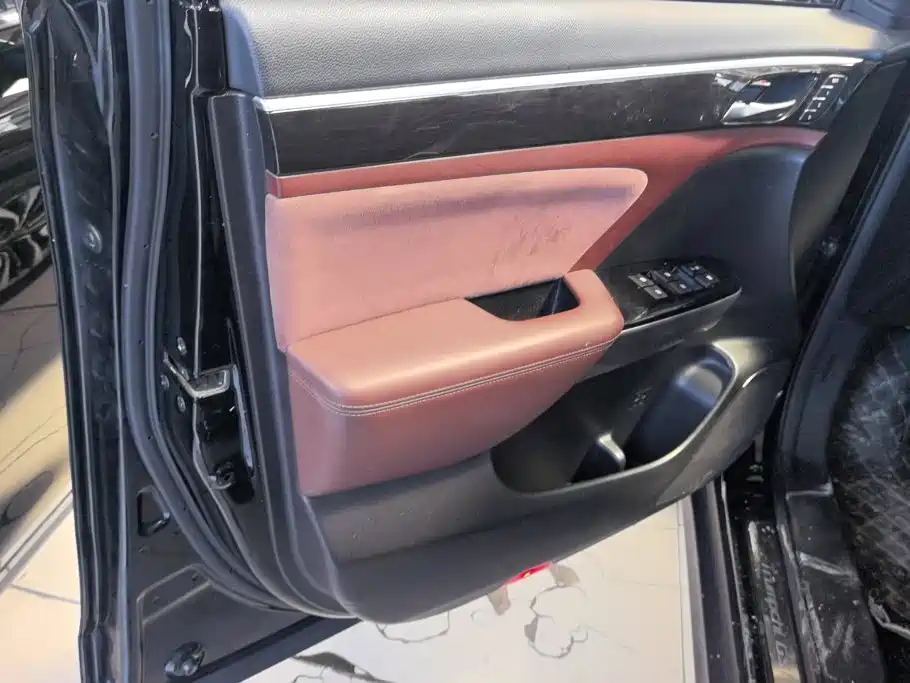 GAC Motor Trumpchi GS8 — миниатюра 7