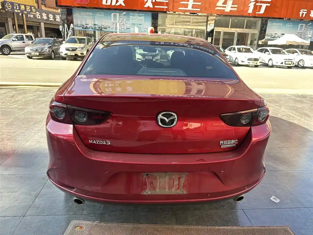 MAZDA  3 ANGKESAILA