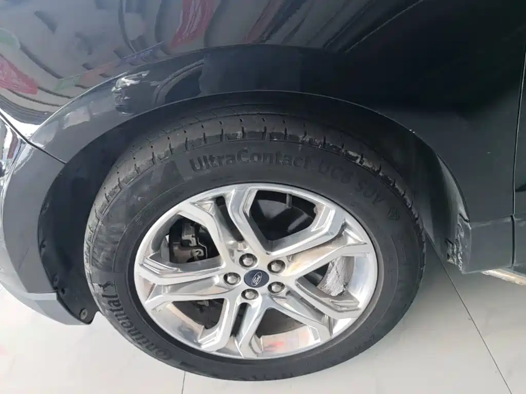 Ford Edge — миниатюра 23