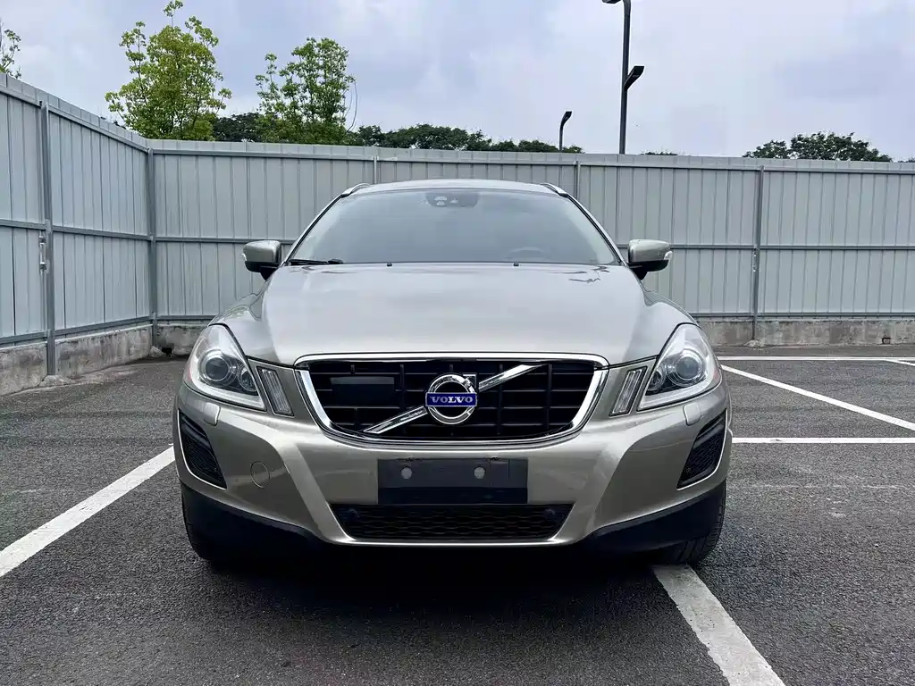 Volvo XC60 (Import) — миниатюра 2
