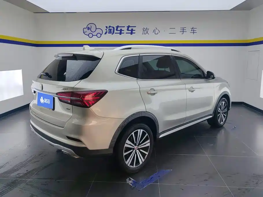 Roewe RX5 — миниатюра 3