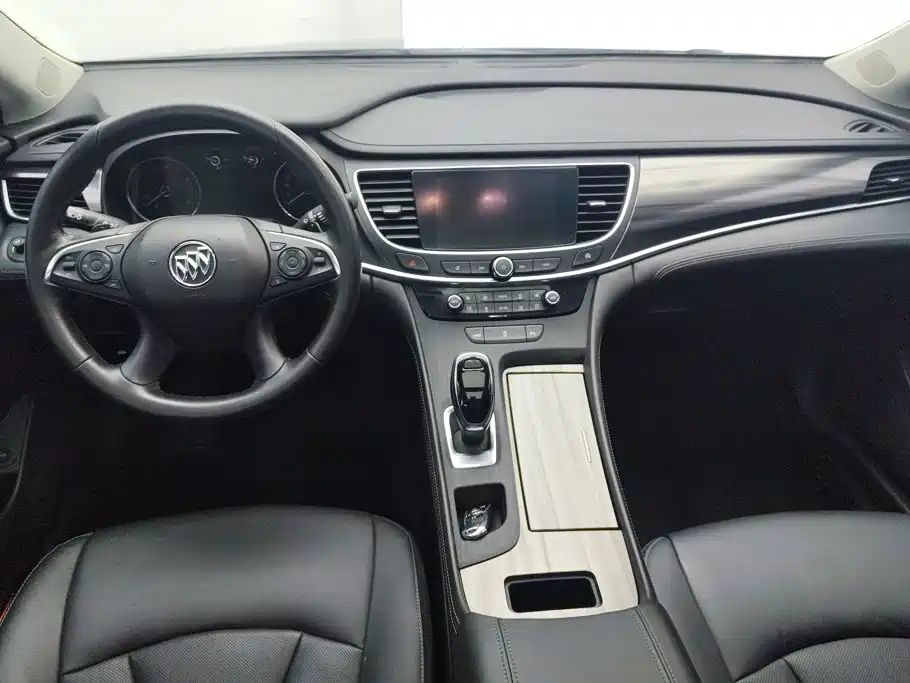 Buick LaCrosse — миниатюра 12