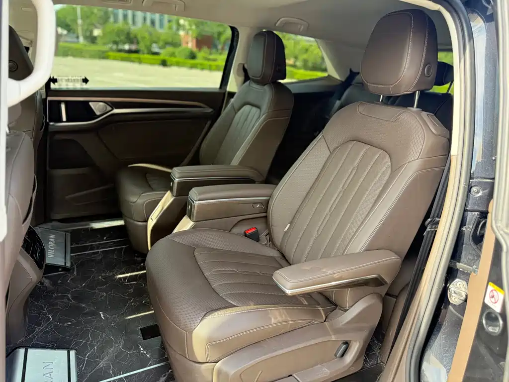 Volkswagen Viloran 2020 330TSI Luxury