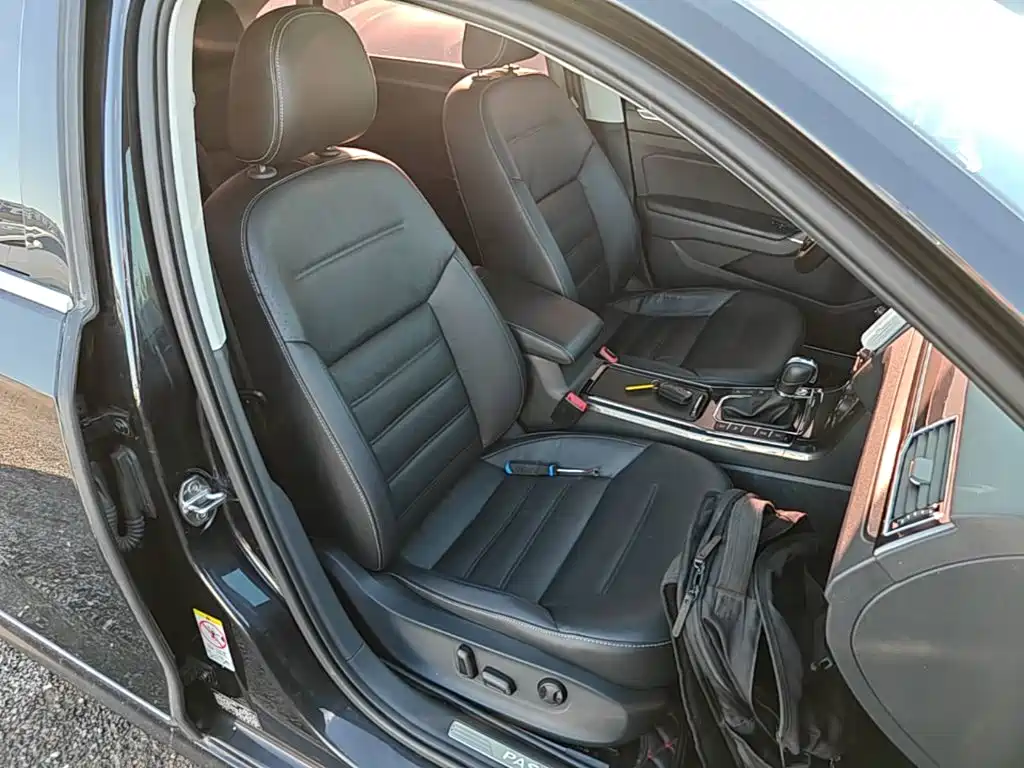 Volkswagen Passat — миниатюра 25