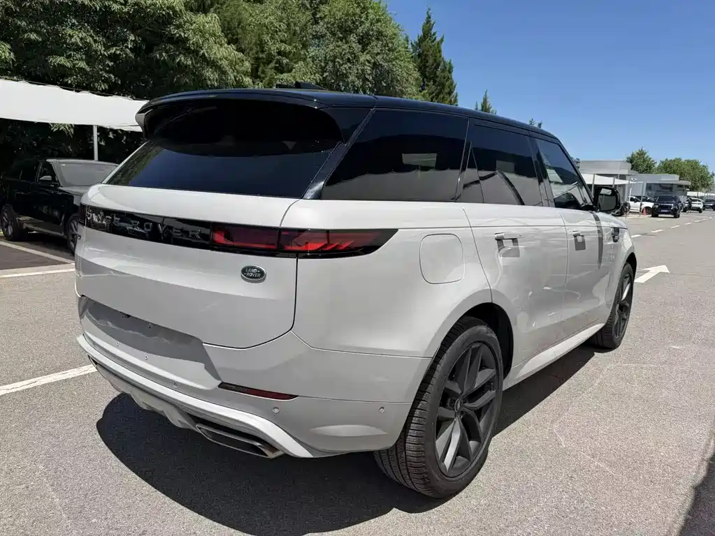 Land Rover Range Rover Sport 2024 400PS Dynamic HSE