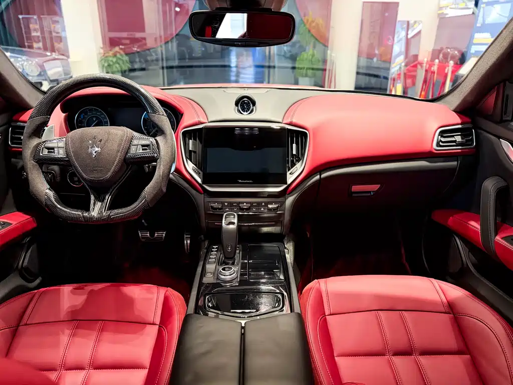 Maserati Ghibli 2023 3.0T Modena