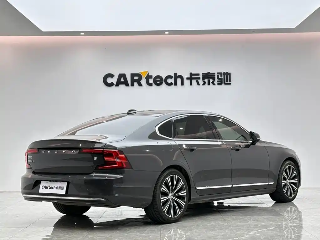 Volvo S90 — миниатюра 5