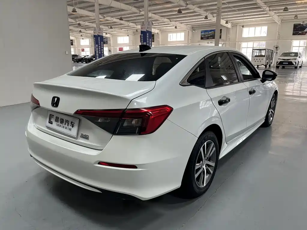 Honda Civic 2023 240TURBO CVT