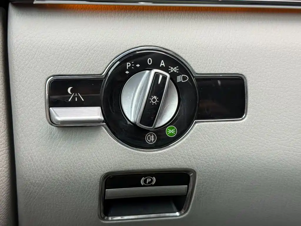 Mercedes-Benz S-Class — миниатюра 18