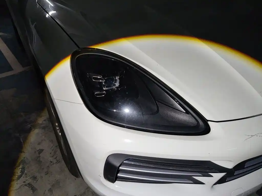 Porsche Cayenne — миниатюра 24