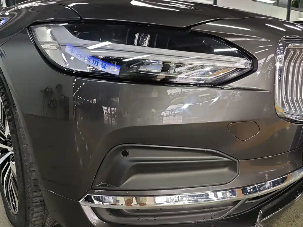 Volvo S90 — миниатюра 14