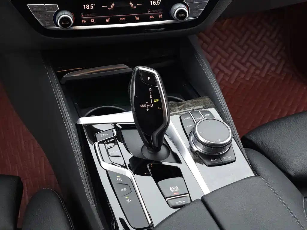 BMW 6 Series GT — миниатюра 12