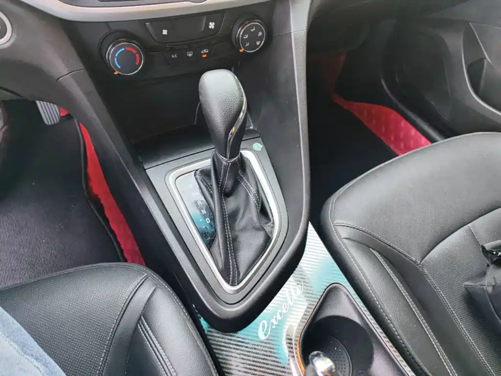 Buick Excelle — миниатюра 14
