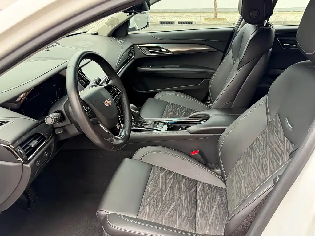 Cadillac ATS-L 2017 28T