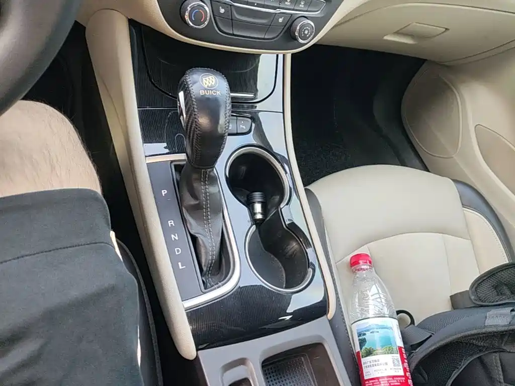 Buick Verano — миниатюра 14