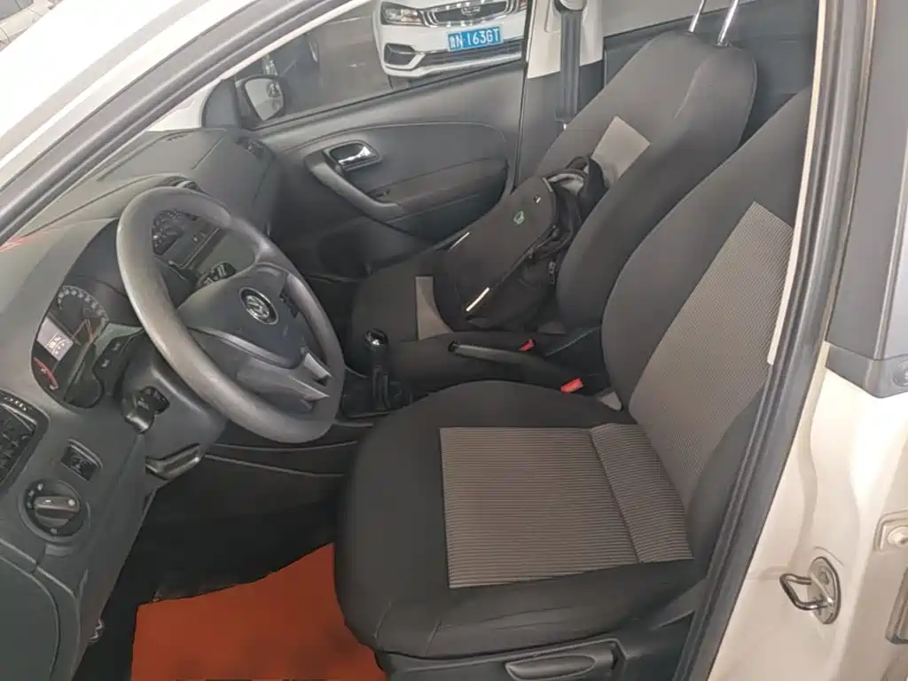 Volkswagen Polo — миниатюра 15